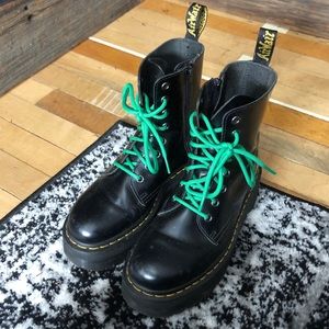 Dr. Martens Jadon